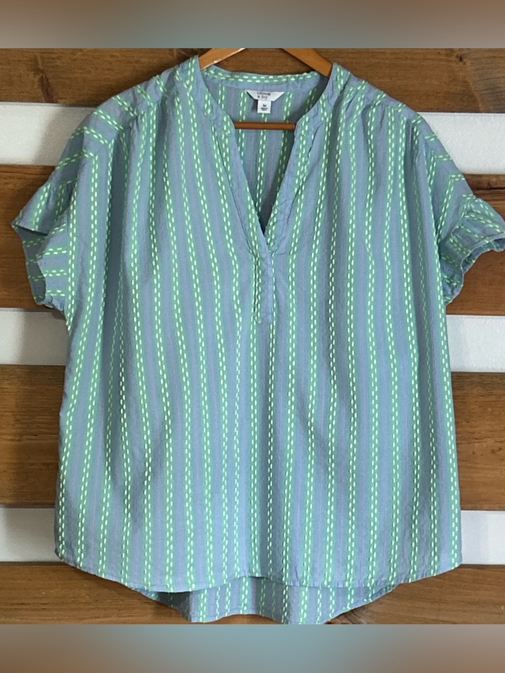 Crown & Ivy V-Neck Flare Sleeve Pastel Colored Ladder Texture Accent Chic Size M